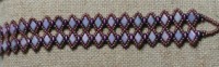 Pulseras realizadas con piedras de cristal en forma de rombo y rocalla  una sencilla y el otro brazalete doble